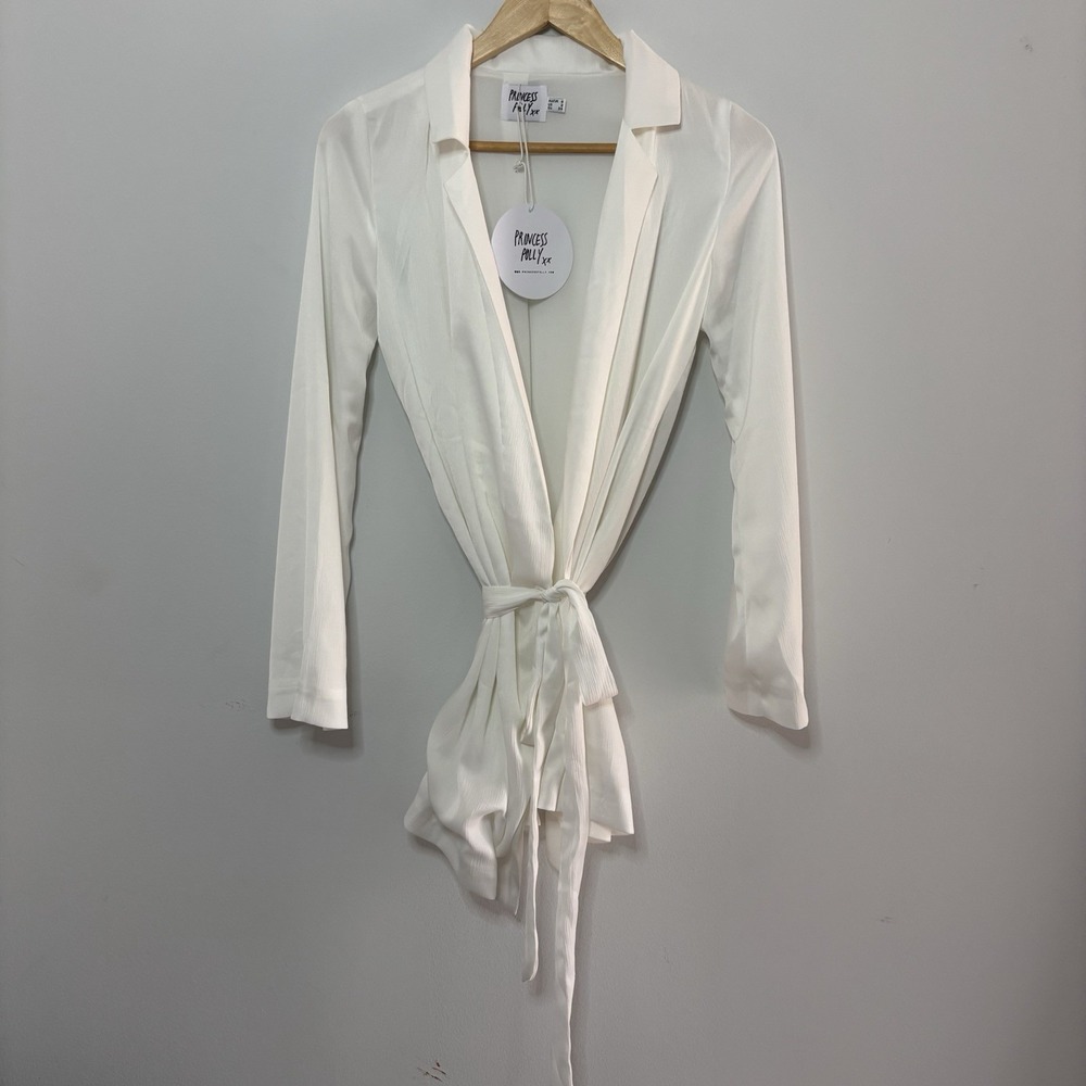 Princess Polly Wrap Mini Dress Women's Long Bell Sleeve Size 2‎ White NWT Bridal